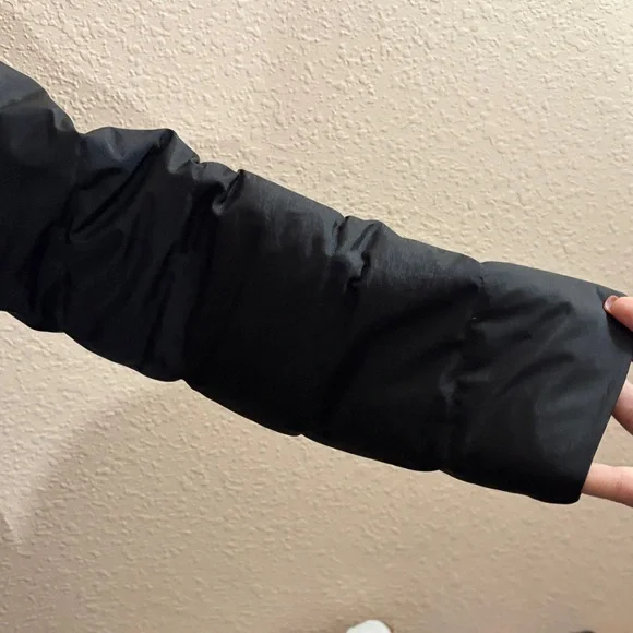 Eddie Bauer Black Quilted Coat with Faux Fur Hood - Picture 11 of 16